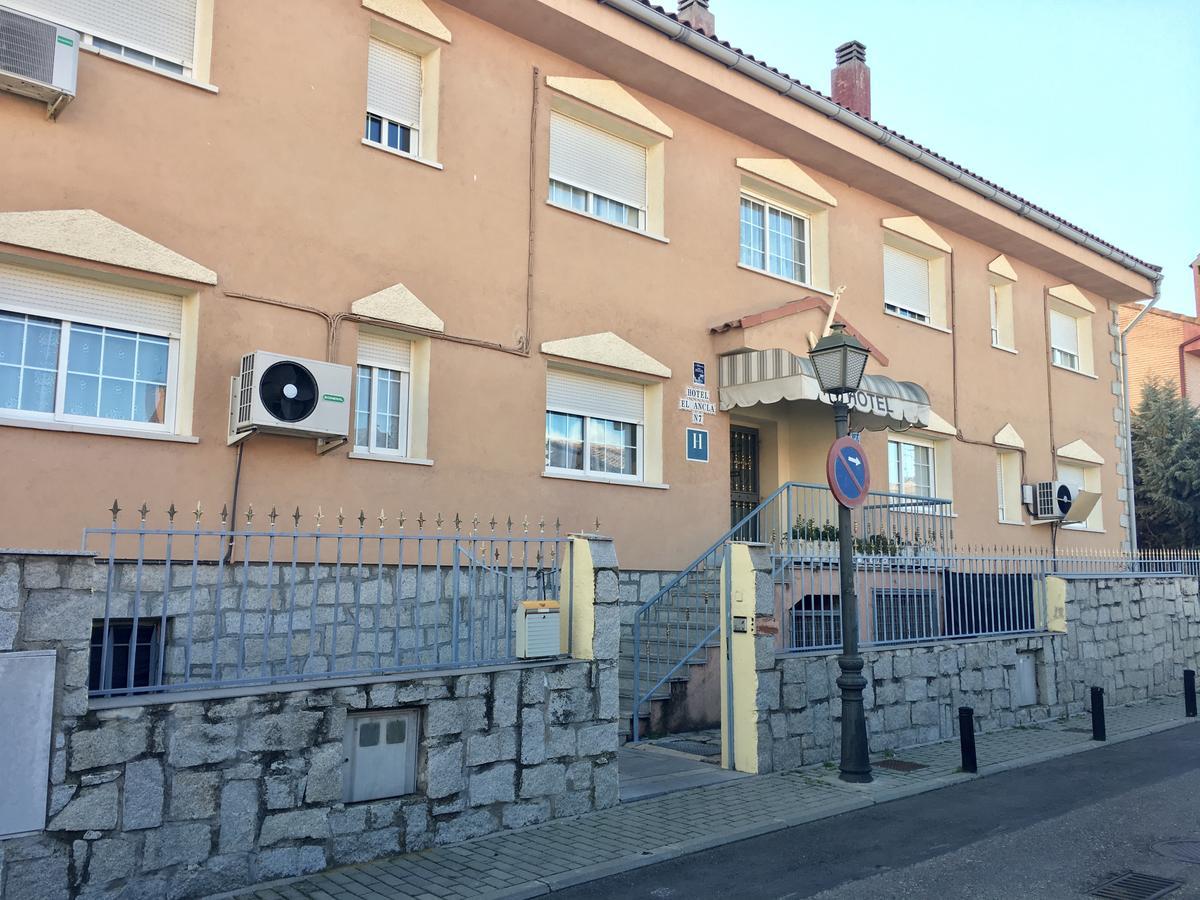 Hotel El Ancla Villanueva de la Canada Ngoại thất bức ảnh
