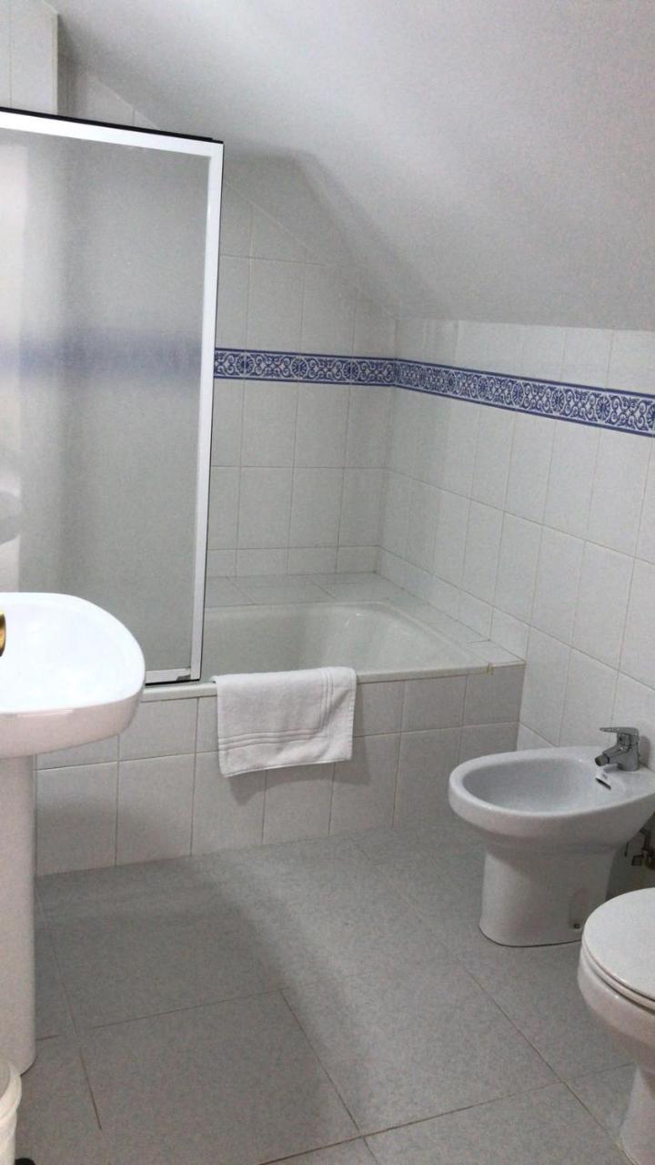 Hotel El Ancla Villanueva de la Canada Ngoại thất bức ảnh